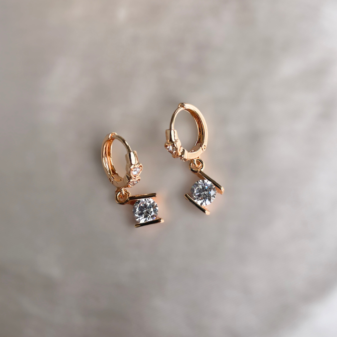 Elegant Stone Earring