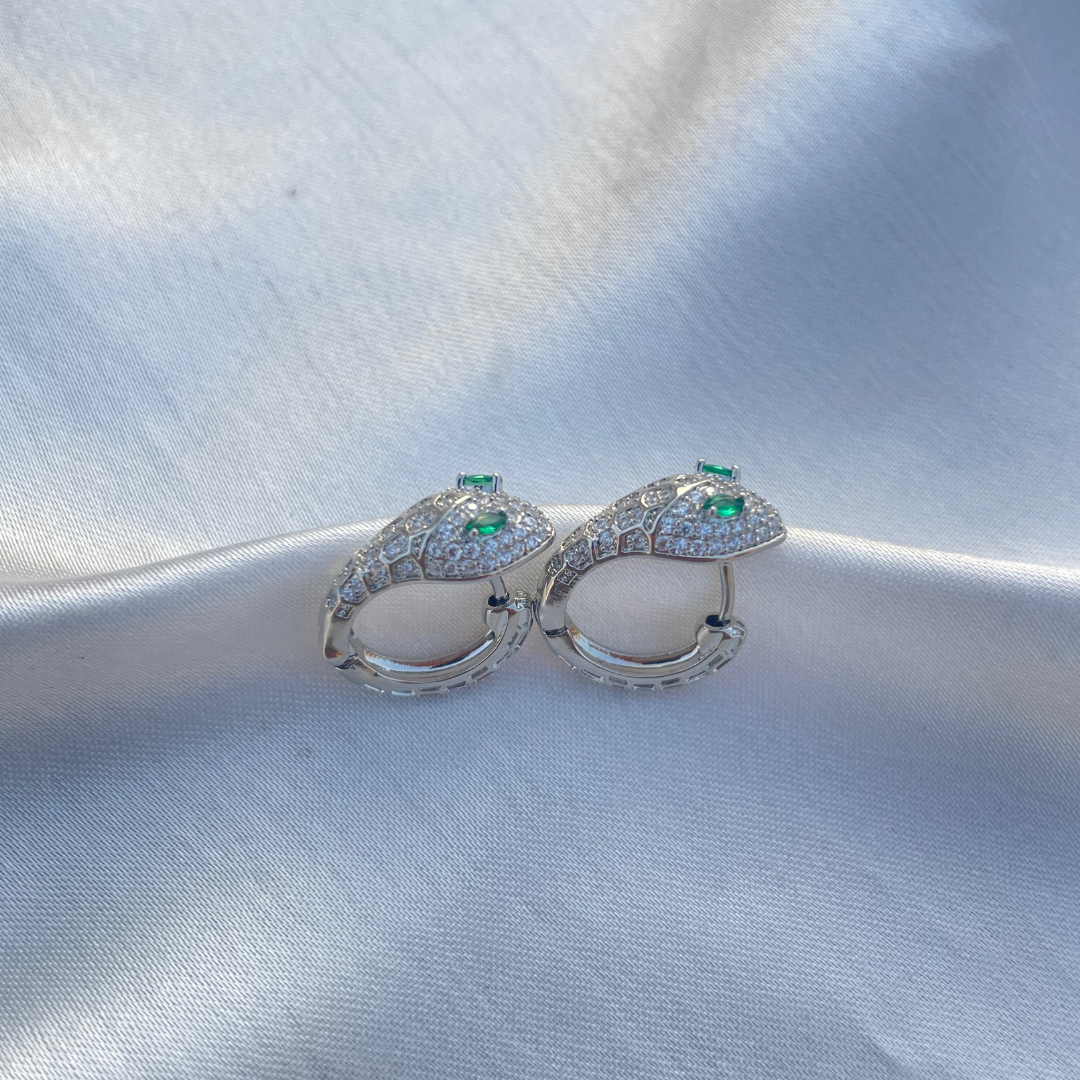Snake's Green eye Earrings